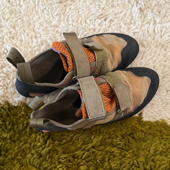 Butora climbing shoes - Picture 1 of 4